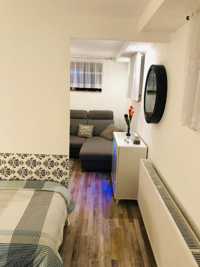 Beti Apartment 2 Nentershausen  ภายนอก รูปภาพ